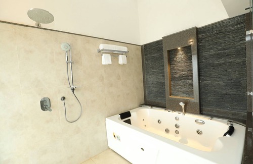 Dharwad Hotel | The Ocean Pearl Resort And Spa