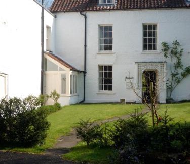 Cribbs Causeway House | The Old Barn at Trymwood
