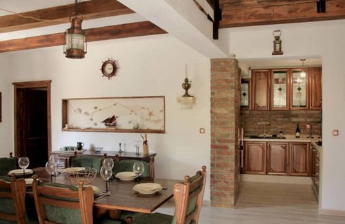 Milna (Brac) Villa | The Old Captain's House- Beachfront House on Island Brac