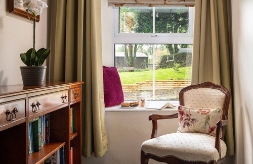 Saint Breward Cottage | The Old Farmhouse welcomes guests looking for a luxurious, and laid-back escape!
