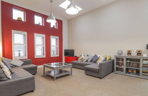 St Margaret's at Cliffe Cottage | THE OLD FIRE STATION, pet friendly in St Margaret's At Cliffe