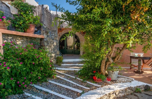 Mirsini House | The Old Pomegranate House - Sea view - AC - WIFI