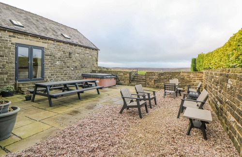 Totley Cottage | The Old Robin Hood