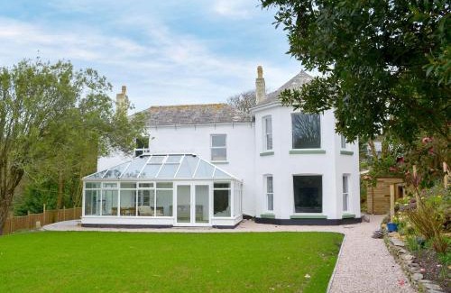 Looe House | The Old Vicarage