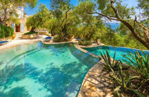 Kavalleraina Villa | The Olive Press Agni Bay