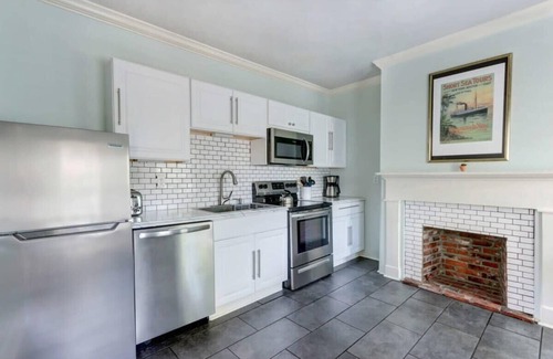 Beach Institute House | The Olive Trio - 3 Homes | Sleeps 14 + Pets!