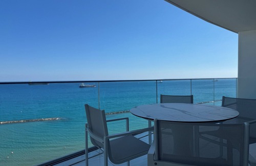 Neapolis Apartment | The One Tower: Luxury Oceanfront 3BR with Panoramic Sea Views