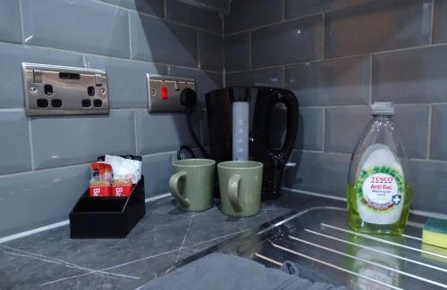 Bradford Apartment | The Orange Outpost - City Centre