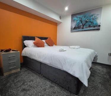 Bradford Apartment | The Orange Outpost - City Centre