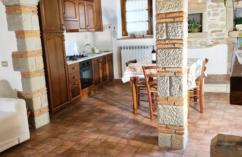 Moggiana Apartment | THE OVENS - BEAUTIFUL RUSTIC TUSCAN