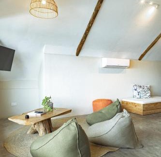 Kigamboni Resort | The Overhang