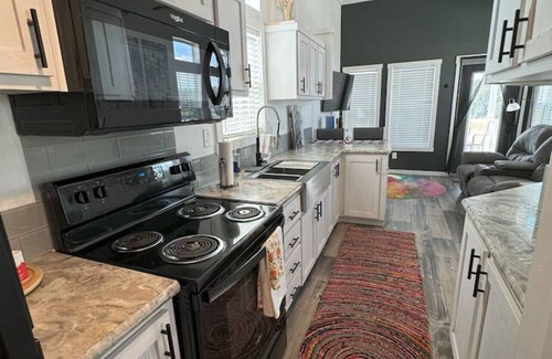 Sherrills Ford Apartment | The Overlook - A Tiny Home In Sherrills Ford