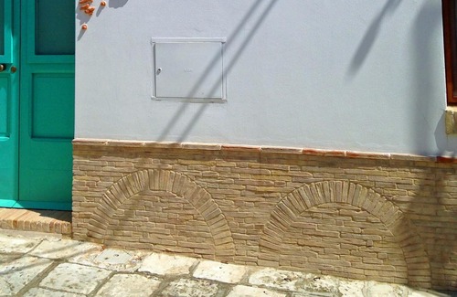 Bernalda House | The Owl House (La Casa Del Gufo) in Bernalda, near Matera, in Basilicata