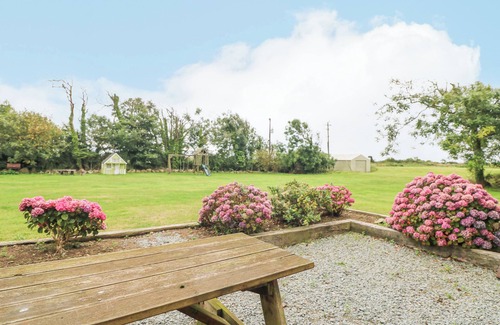 Tacumshane Cottage | THE OWL'S HOOT, pet friendly in Tacumshane, County Wexford