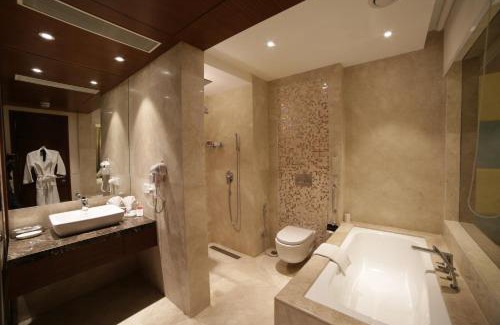 Sanjay Place Hotel | The P L Palace Agra