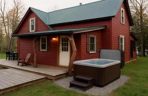 Pepin House | The Paige By Tanglewood Getaways