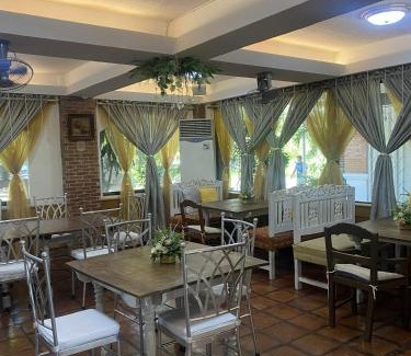 Laoag Hotel | The Palacio de Laoag