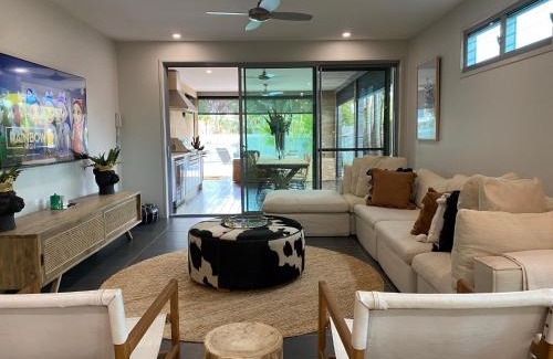 Mudjimba House | The Palm - Beachside Home with Heated Pool, Cinema & Games Room