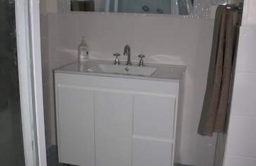 Spalding House | The Palm House:GERALDTON Great value short stay accomodation