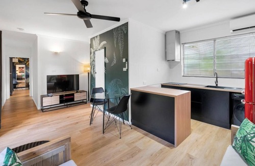 Palm Cove Apartment | The Palms at Palm Cove