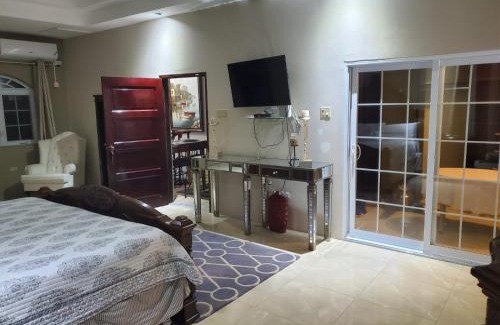 Caribbean Estates Apartment | The Palms- Caribbean Estates -10 minutes from the beach- Gated Community