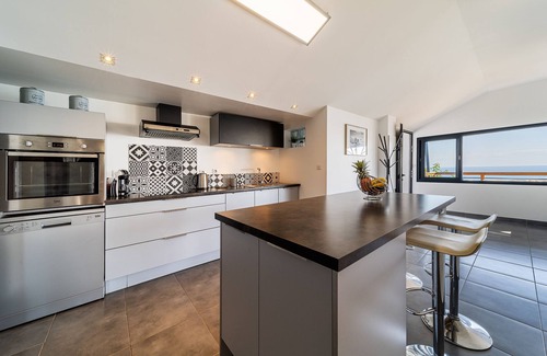 Sainte Marie Apartment | The Panoramic 4 * - Sea view - 65 m2 charm & standing