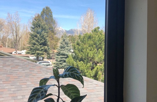 Coconino Estates House | The Peakview- with private hot tub!