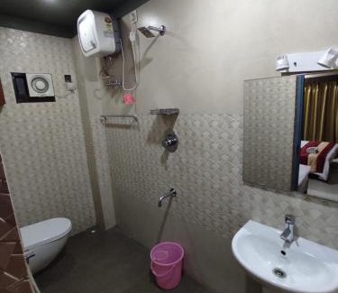 Barddhaman Hotel | The Pearl Burdwan Hotel, Banquet & Restaurant