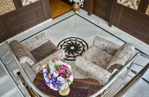 Brein Hotel | The Pearl Continental