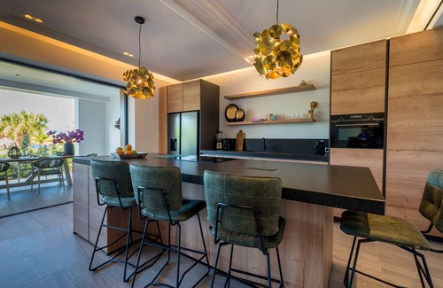 Sint Michiel Apartment | The Pearl of Blue Bay breathtaking views. Check it out for your family!