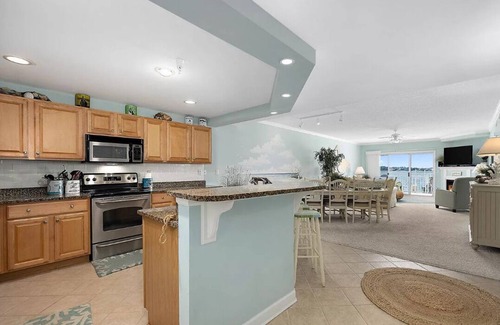 Ocean City Apartment | The Pelican of Bahia Vista discover your coastal sanctuary with direct bay views