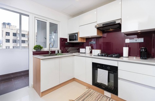 Bambalapitiya Apartment | The Pendennis Fern in Colpetty