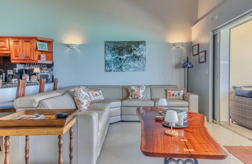 Simpson Bay Condo | The Penthouse at LaSiesta nnStunning views in luxurious surroundings!