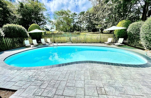 Newport East House | The perfect beach house retreat with an inground pool!
