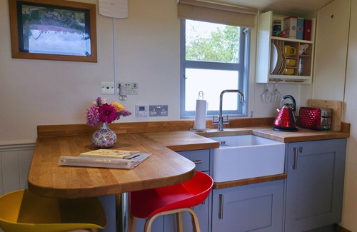 Attleborough Apartment | The Pheasant Shepherds Hut