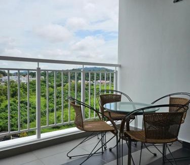 Sandakan Apartment | The Pineapple Homestay