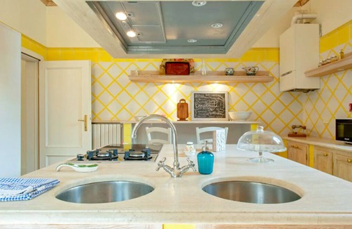 Lorenzana Villa | The Pinewood for Wine Lovers