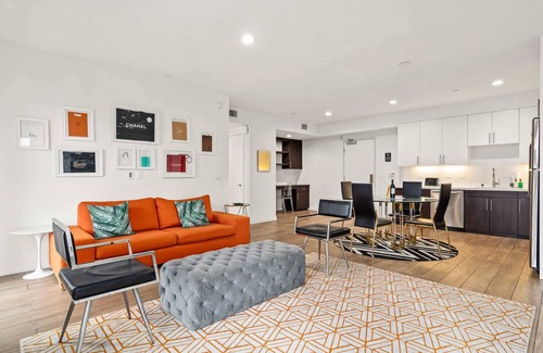 Carthay Circle Condo | The Prada Two-Bedroom Suite