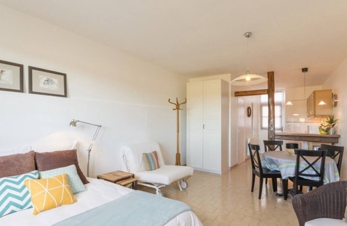 Prunay-en-Yvelines Other | The Presles Farm "Côté Cour" - 35 m2 - 2/4 pers in the heart of the fields