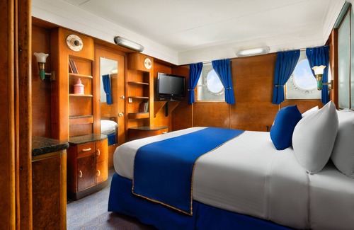 Harbor Hotel | The Queen Mary