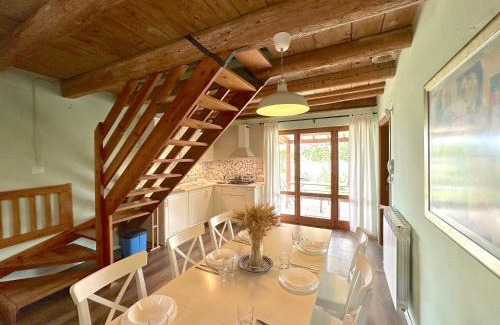 Bettolelle Apartment | The Quercia in historic villa with pool in Senigallia