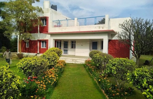 DLF City House | The Raghav - Villa/Farmhouse Getaway amidst Nature