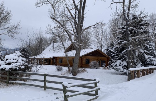 Livingston House | The Ranch at Elbow Creek - Paradise Valley/Yellowstone