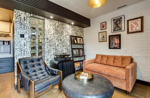 Newport Hotel | The Reed at The Louie Boutique Motel, Private Sauna! Walk to Everything!