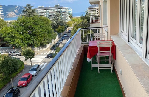 Laredo Apartment | THE RESPIGOS LAREDO. APARTMENT ON 4TH FLOOR WITH SEA VIEWS WITHOUT ELEVATOR
