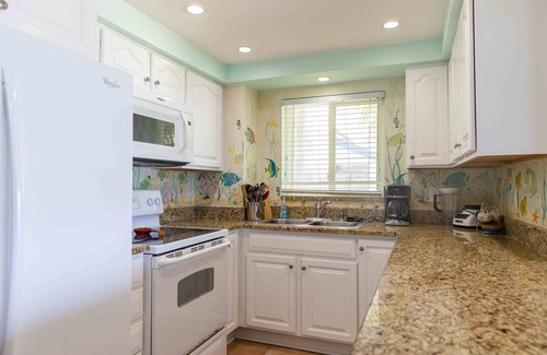 Rum Point Condo | The Retreat at Rum Point Unit #28. Stunning 3BR Oceanfront Penthouse Condo