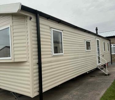 Towyn Apartment | The Retreat Vacation - Winkups Holiday Park