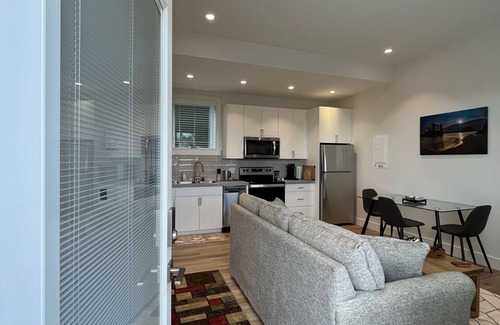 Regional District of Nanaimo Apartment | The Ridge Suite-Vancouver Island