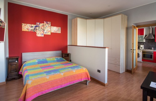 Barriera Vecchia-San Giacomo Apartment | The Rifugetto Trieste - holiday home