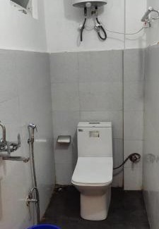 Karsiyang House | The River View Crescent